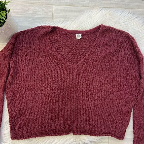 Me to We Maroon V-Neck Crop Sweater - Picture 2 of 8